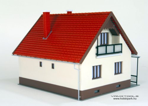 Nyeregtetős családi ház {001}