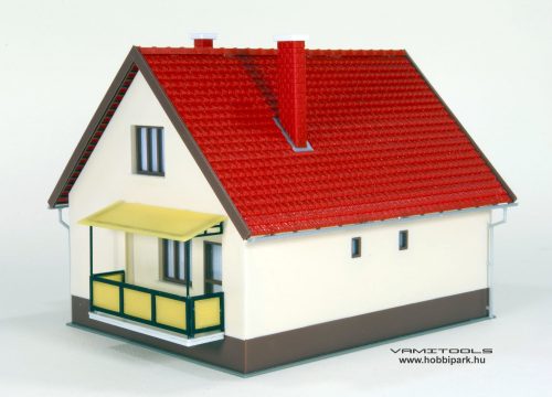 Nyeregtetős családi ház {001}