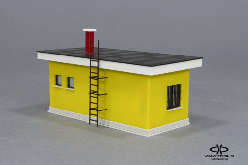 Trackside shanty {537}