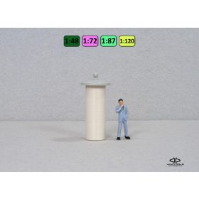 Bauhaus hirdetőoszlop {2072}