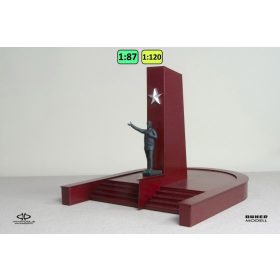 Lenin statue {2257A/B} Lenin statue {2257A/B}