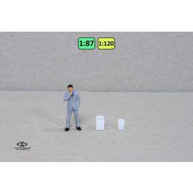 Railway milestone {2372}