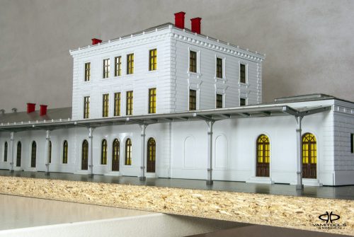 Railway station like Érsekújvár {547}