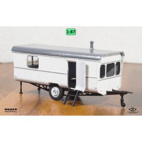 Fecske caravan {2495}