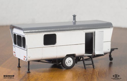 Fecske caravan {2495}