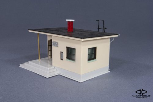 Trackside shanty {717}