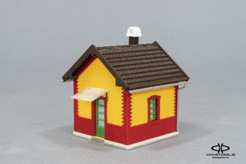 Trackside shanty {729}