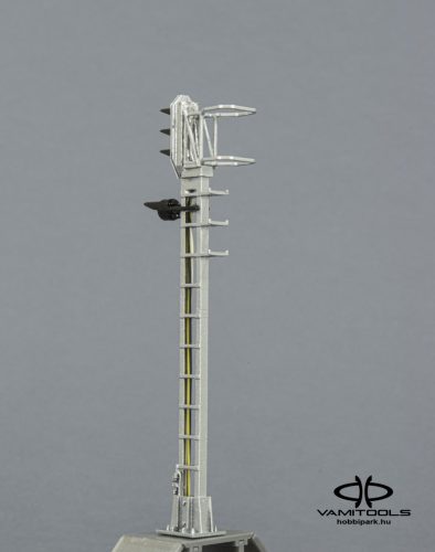 Railway signal GRY+W {2584}