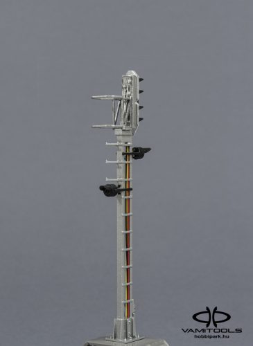 Railway signal GYRY+W+G {2597}